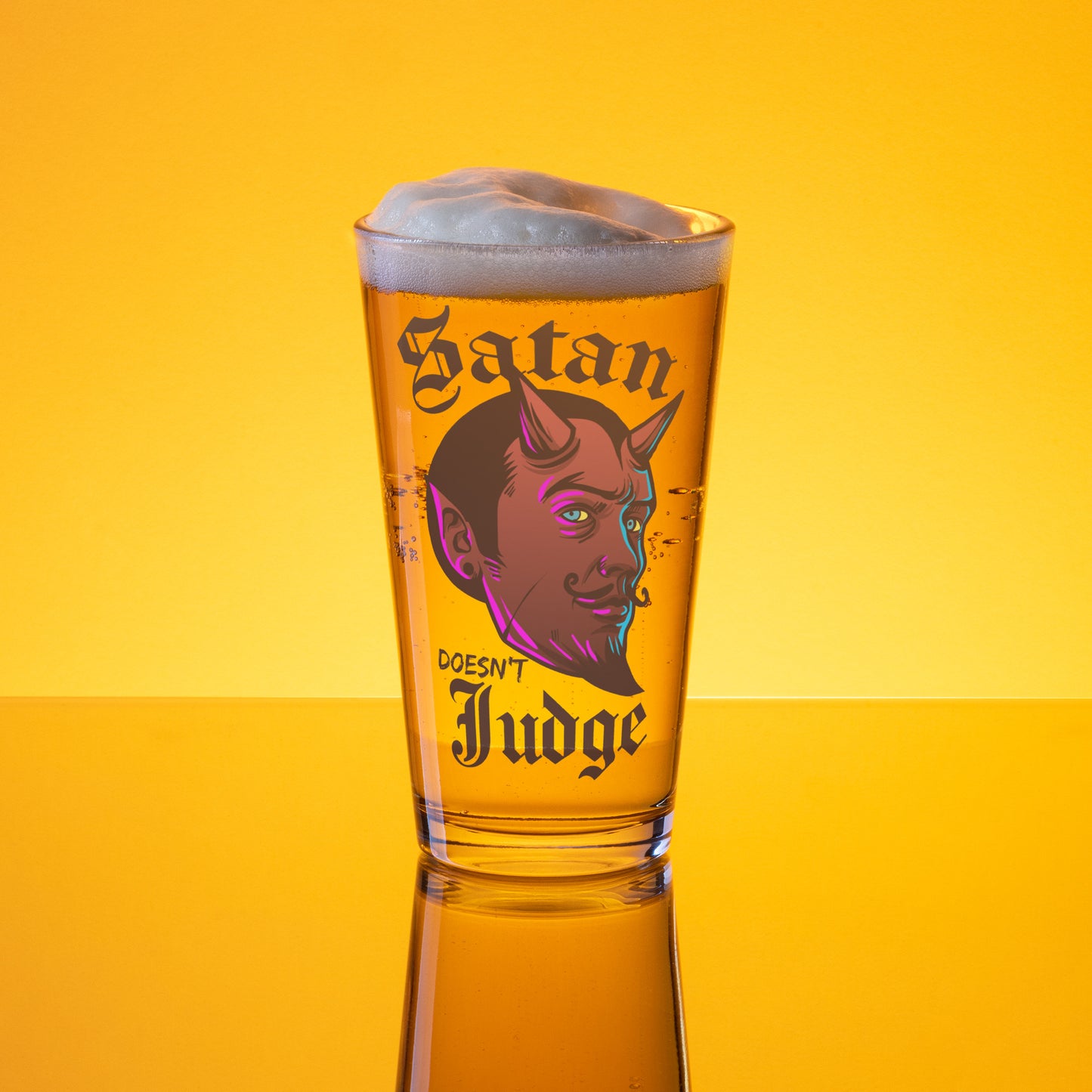 Shaker pint glass